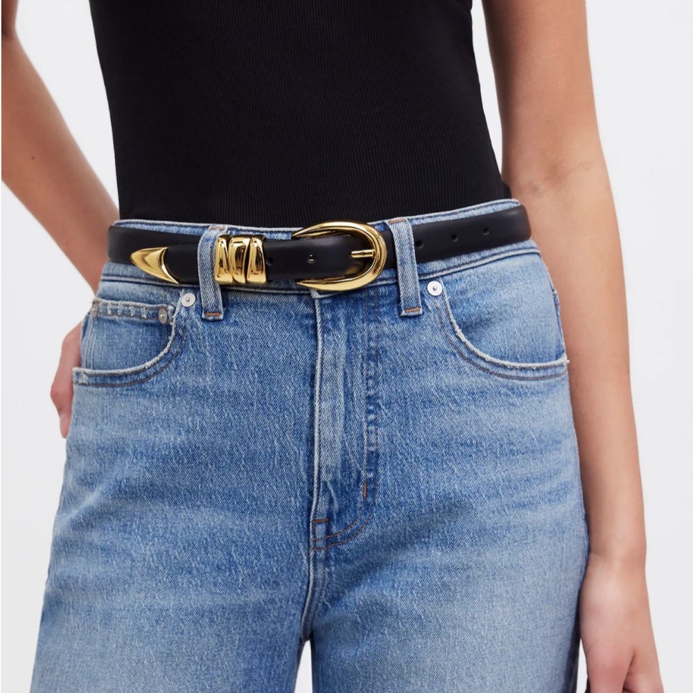Black leather madewell belt with gold buckle